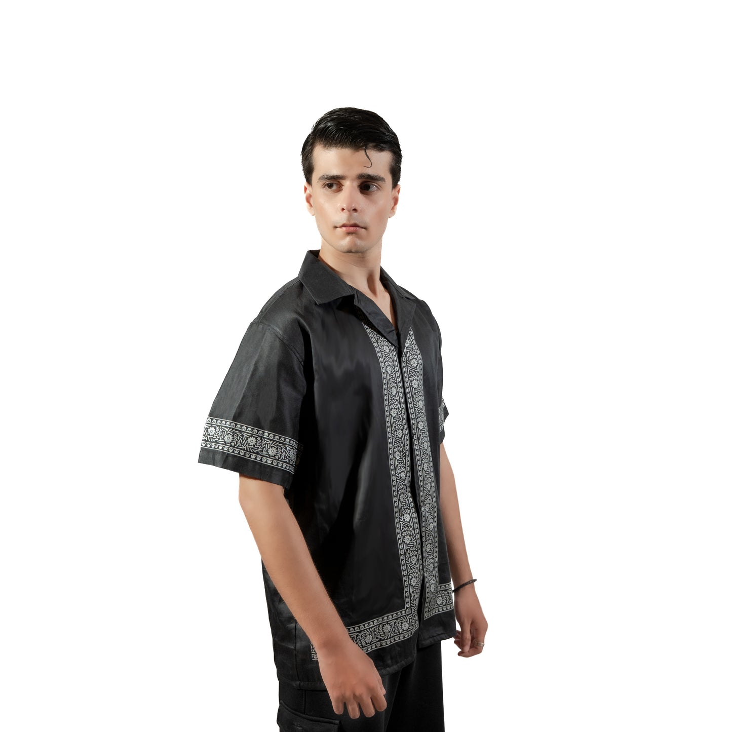 BILMOTORE- The BLACK LUXOURIOUS CUBAN